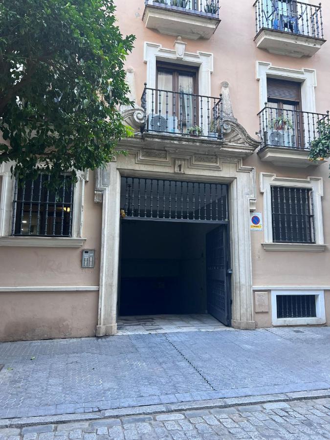 Apartamento Turistico R. Gonzalez Abreu Seville Luaran gambar