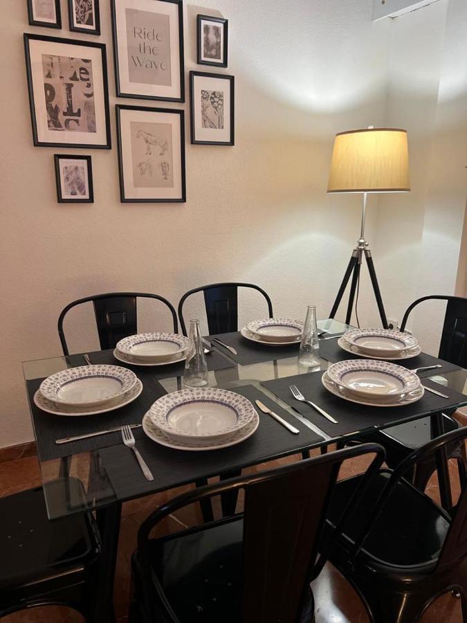 Apartamento Turistico R. Gonzalez Abreu Seville Luaran gambar